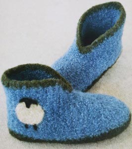 Crocheted Felt Boots Leaflet Ac-67