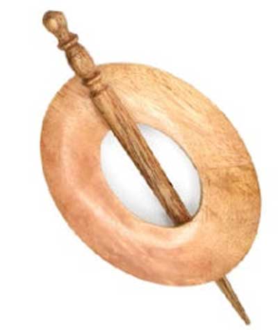 Lykke Wood Shawl Pin Oval-mgo